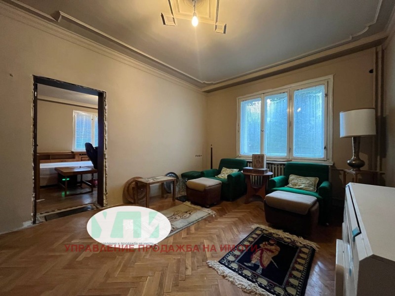 Продава  4-стаен град София , Гео Милев , 116 кв.м | 37271003