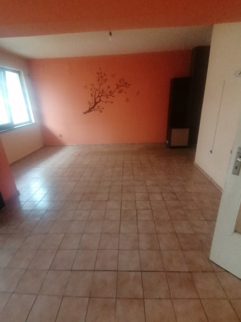 Zu verkaufen  3+ Schlafzimmer Warna , Ljatno kino Trakija , 106 qm | 15192285 - Bild [4]