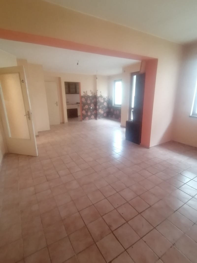Zu verkaufen  3+ Schlafzimmer Warna , Ljatno kino Trakija , 106 qm | 15192285 - Bild [6]