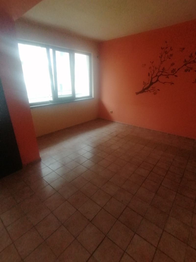Zu verkaufen  3+ Schlafzimmer Warna , Ljatno kino Trakija , 106 qm | 15192285 - Bild [5]