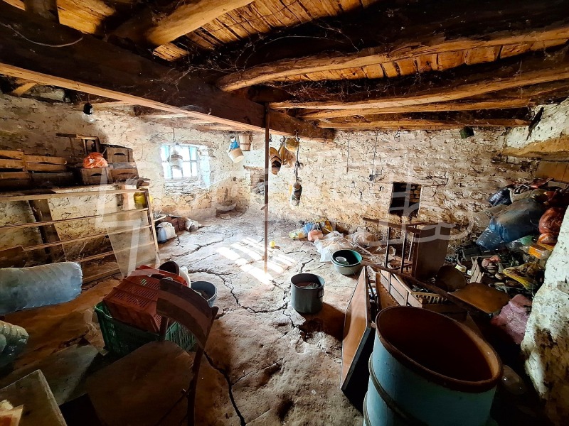 Продава КЪЩА, с. Михалци, област Велико Търново, снимка 5 - Къщи - 52559235