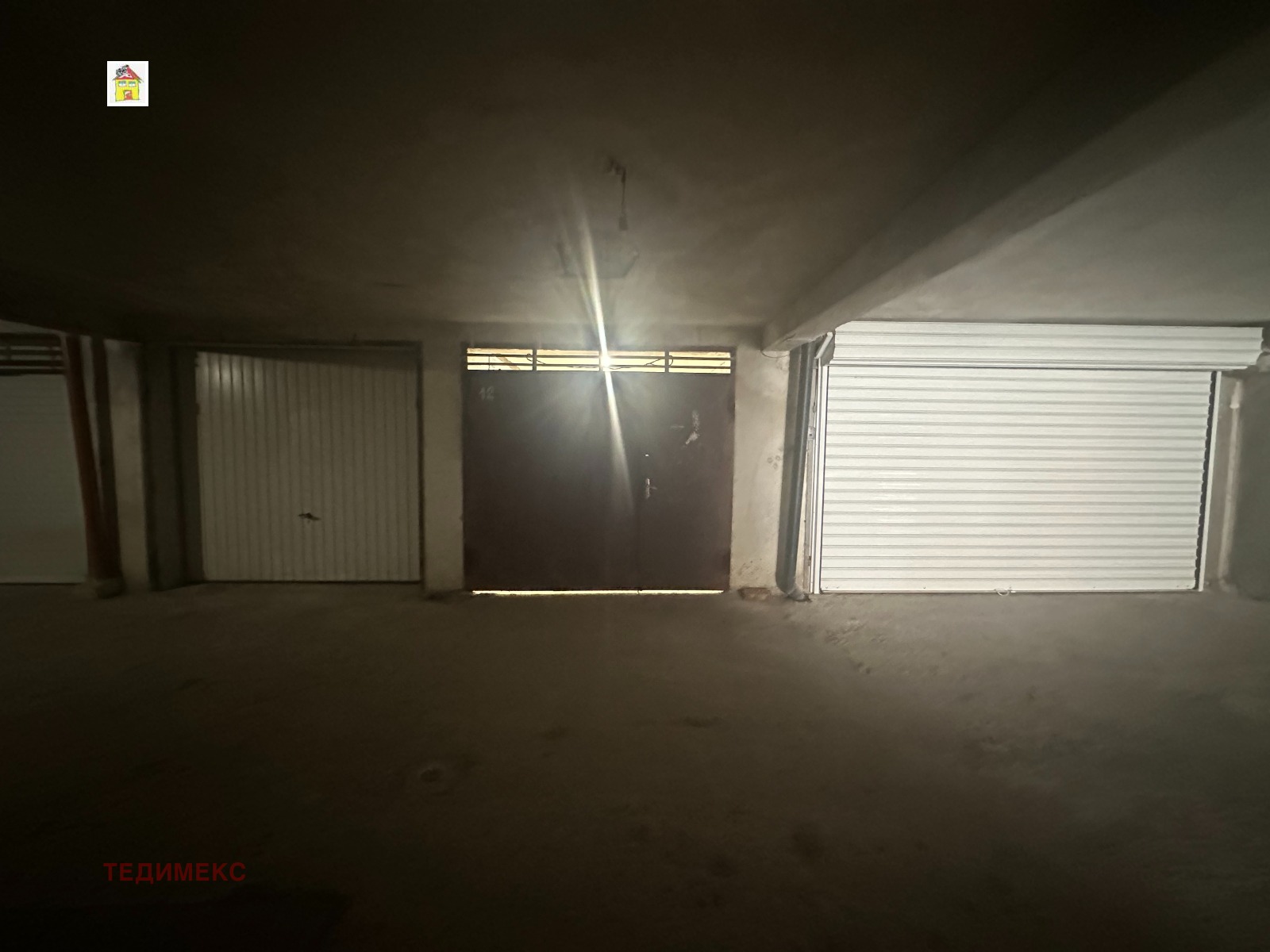 Продава ГАРАЖ, ПАРКОМЯСТО, гр. София, Лозенец, снимка 2 - Гаражи и паркоместа - 55727777