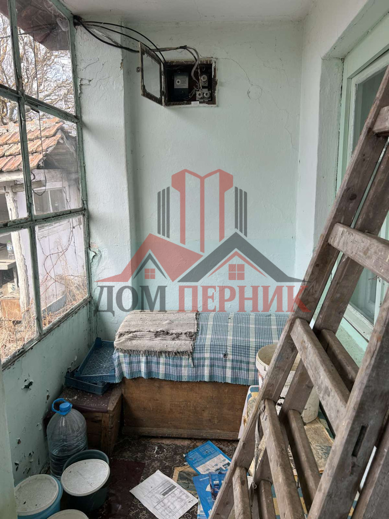Продава КЪЩА в област Перник, с. Кошарите - 65 кв.м / 39 369.47 € » 77 000 лв., ДОМ ПЕРНИК