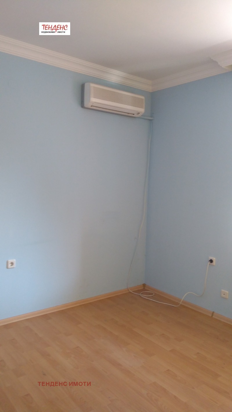 Продава 3-СТАЕН, гр. Кърджали, Център, снимка 7 - Апартаменти - 50844592