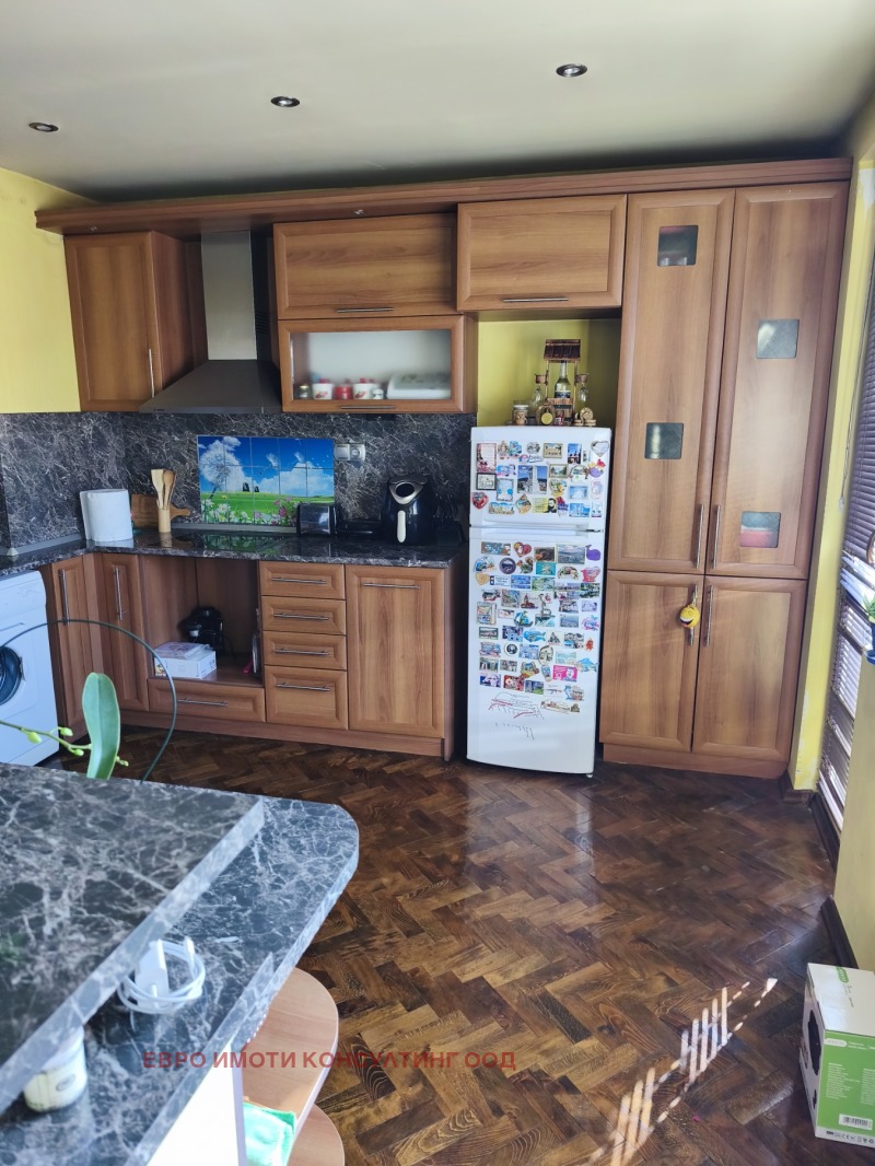 Продава 3-СТАЕН, гр. Чепеларе, област Смолян, снимка 2 - Апартаменти - 53424643