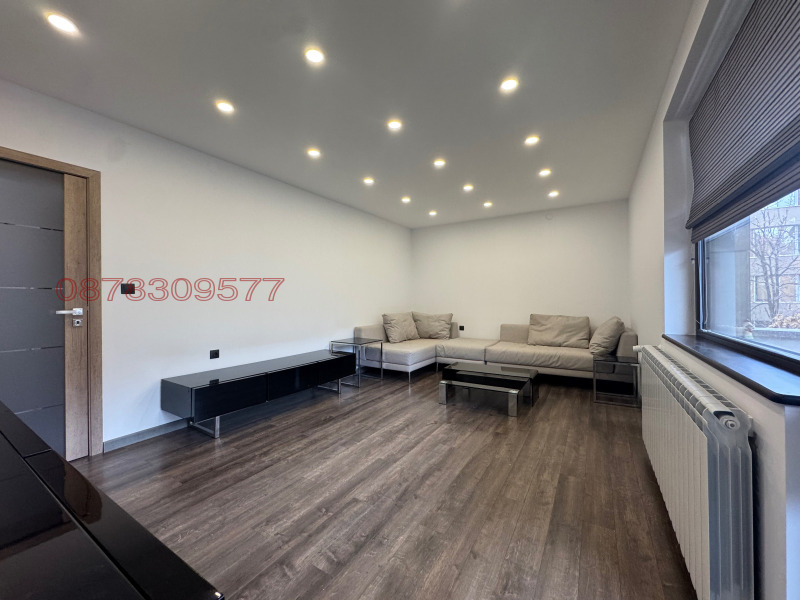 Продава МНОГОСТАЕН, гр. Русе, Център, снимка 15 - Апартаменти - 53298064