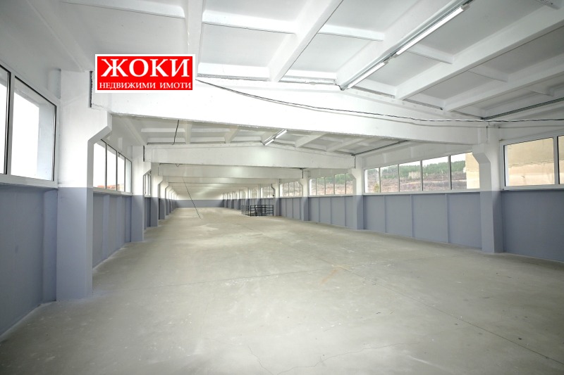 Продава ПРОМ. ПОМЕЩЕНИЕ, гр. Перник, Мошино, снимка 11 - Производствени сгради - 44717844