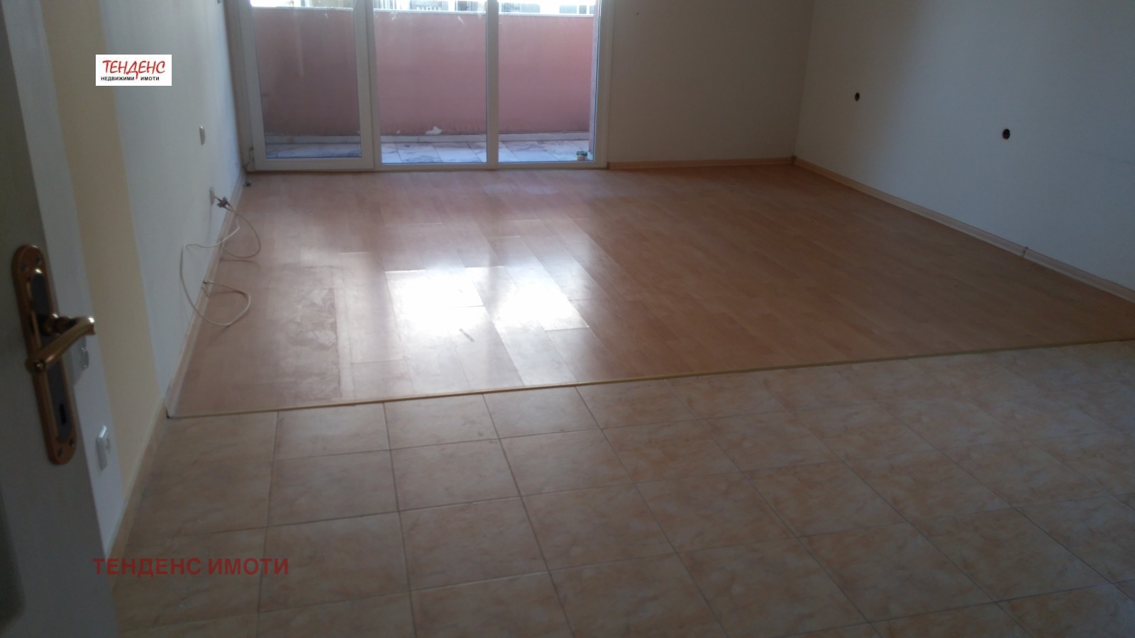 Продава 3-СТАЕН, гр. Кърджали, Център, снимка 2 - Апартаменти - 50844592