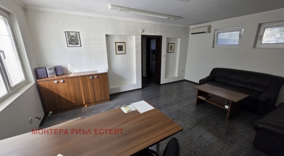 Продава ОФИС, гр. Варна, Център, снимка 3 - Офиси - 51900704