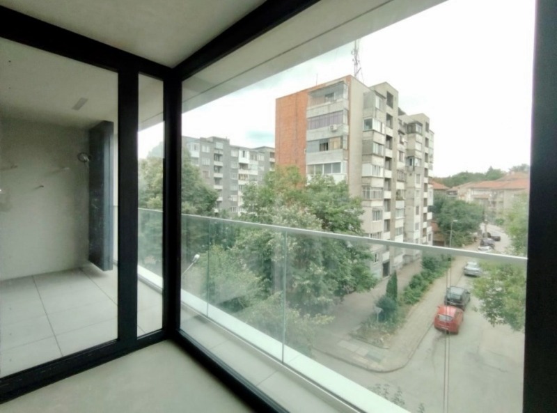 Продава 2-СТАЕН, гр. Велико Търново, Център, снимка 3 - Апартаменти - 52552303