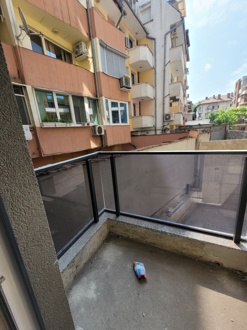 Продава  3-стаен град Плевен , Идеален център , 87 кв.м | 45987415 - изображение [3]