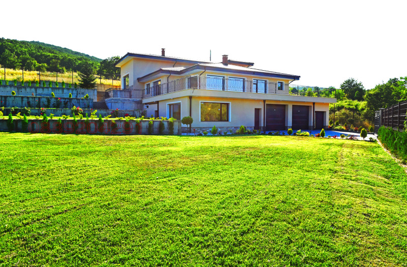 Продава  Къща област Стара Загора , с. Ново село , 400 кв.м | 74312303 - изображение [5]