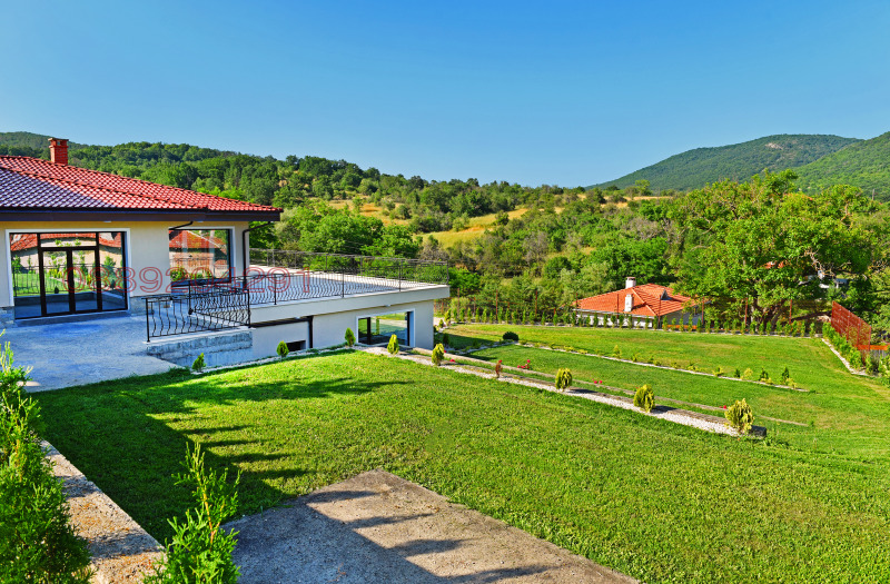 Продава  Къща област Стара Загора , с. Ново село , 400 кв.м | 74312303 - изображение [11]