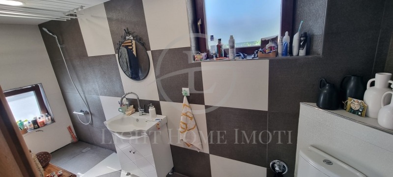 Продава КЪЩА, гр. Пловдив, Център, снимка 8 - Къщи - 53331749