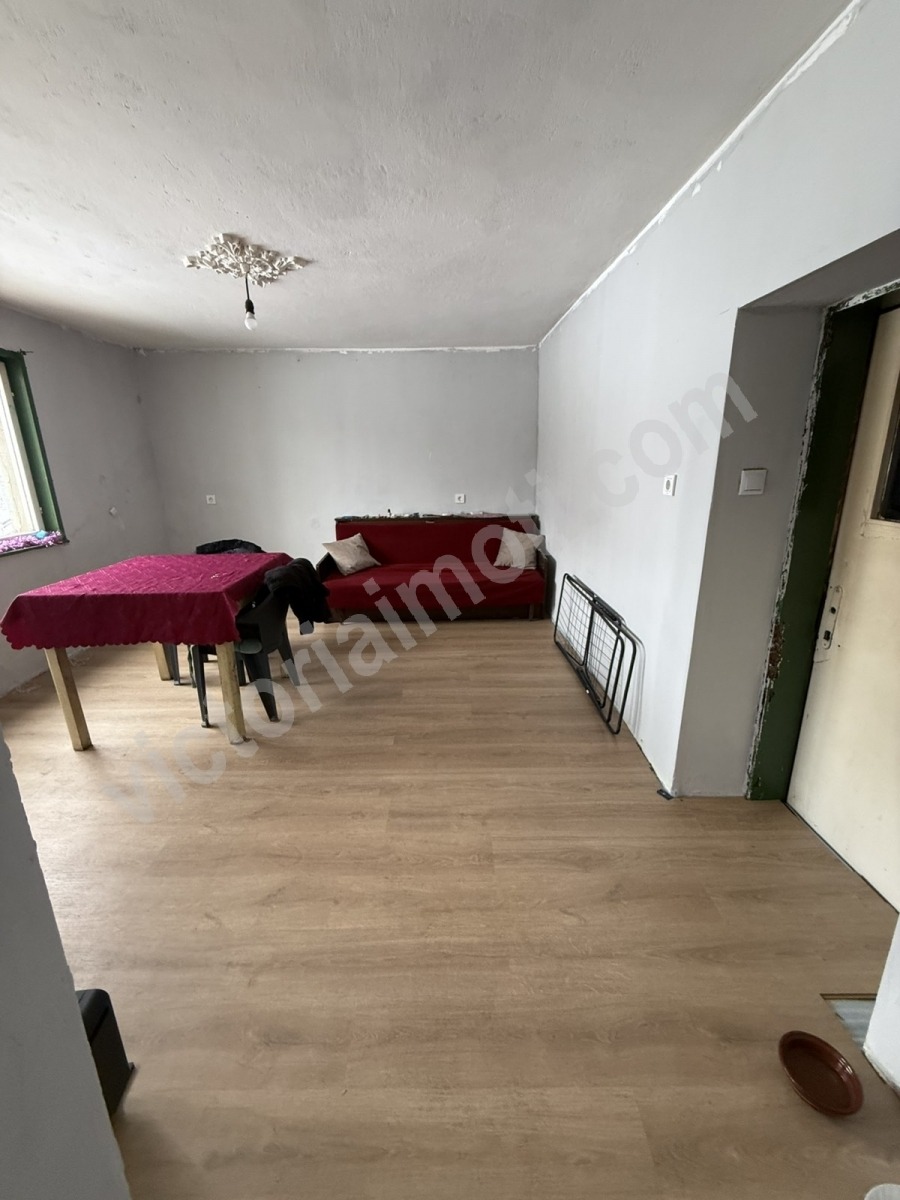 Продава КЪЩА, с. Поликраище, област Велико Търново, снимка 6 - Къщи - 54213370