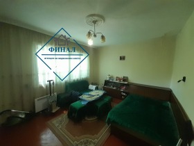 Продава етаж от къща град Шумен Гривица - [1] 
