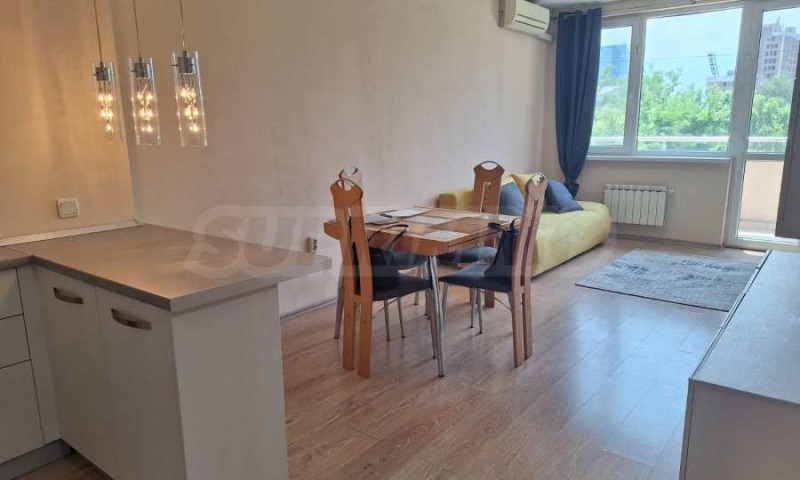 De vânzare  1 dormitor Sofia , Slatina , 68 mp | 65484824