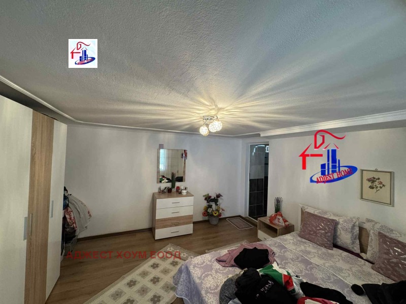 Продава КЪЩА, гр. Шумен, Топхане, снимка 4 - Къщи - 52547940