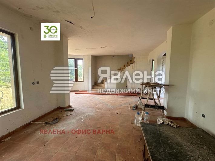 Продава КЪЩА, с. Аврен, област Варна, снимка 4 - Къщи - 55632900