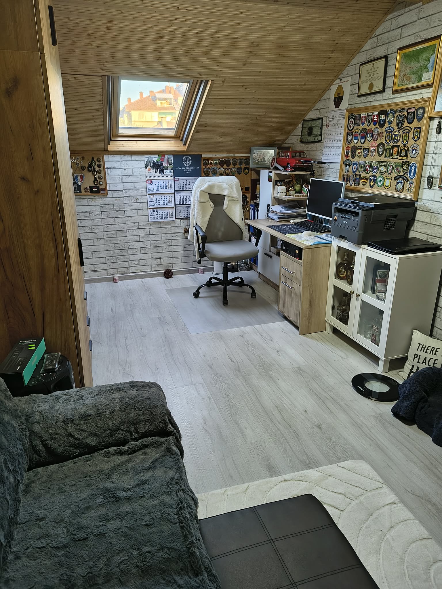 Продава ЕТАЖ ОТ КЪЩА, гр. Плевен, Сторгозия, снимка 5 - Етаж от къща - 55705180