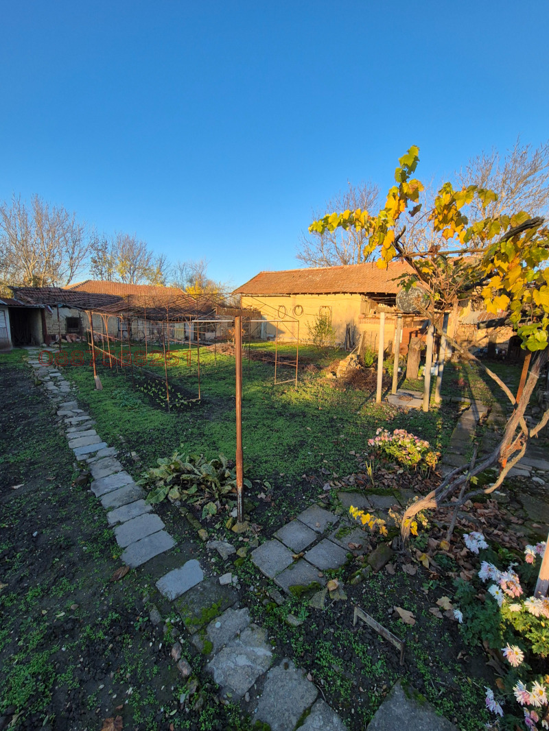 Продава КЪЩА, с. Янтра, област Велико Търново, снимка 4 - Къщи - 52877937