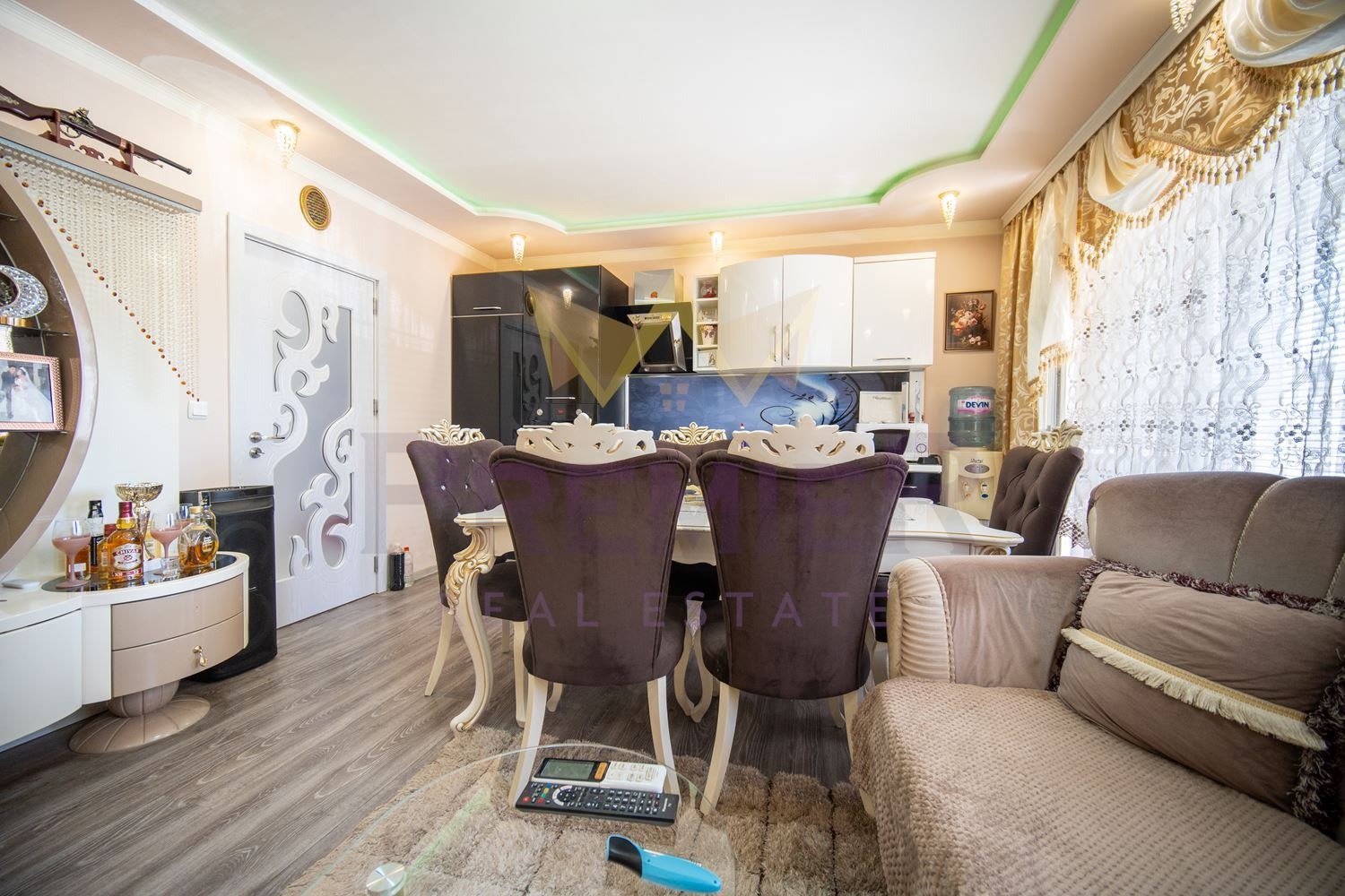 Продава 2-СТАЕН, гр. Балчик, област Добрич, снимка 2 - Апартаменти - 54462081