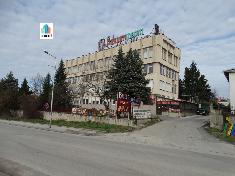 Продава ПРОМ. ПОМЕЩЕНИЕ в град Велико Търново, Промишлена зона - Запад - 300 кв.м / 180 000 € » 352 049.40 лв., ПРИМО+ВЕЛИКО ТЪРНОВО