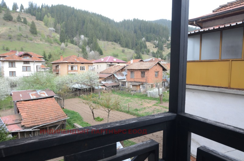 Продава  2-стаен област Смолян , гр. Чепеларе , 77 кв.м | 23481848 - изображение [12]
