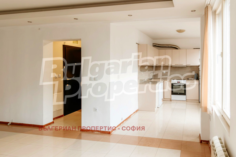 Продава 3-СТАЕН, гр. София, Лагера, снимка 6 - Апартаменти - 53229641