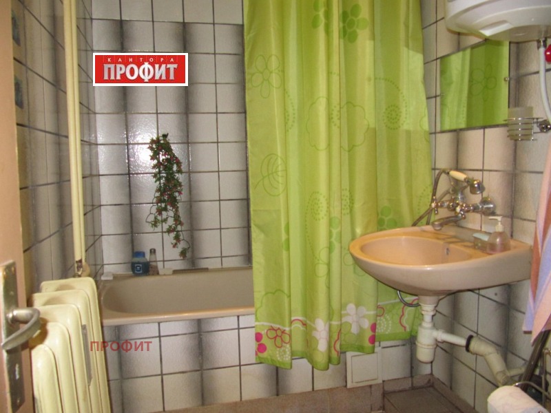 Продава  4-стаен град Пловдив , Изгрев , 94 кв.м | 26048777 - изображение [9]