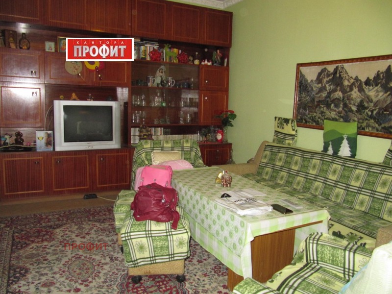 Продава  4-стаен град Пловдив , Изгрев , 94 кв.м | 26048777 - изображение [2]