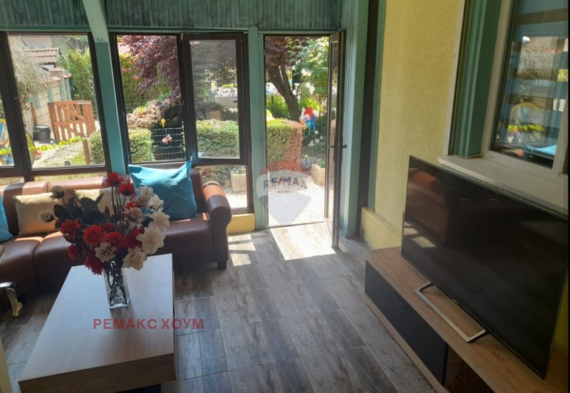 Продава КЪЩА, с. Соколово, област Добрич, снимка 12 - Къщи - 53198693