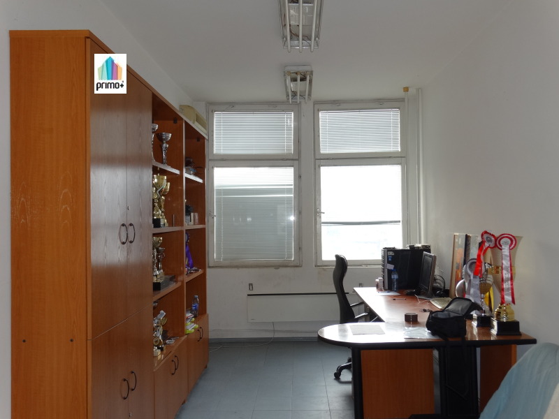 Продава ПРОМ. ПОМЕЩЕНИЕ, гр. Велико Търново, Промишлена зона - Запад, снимка 8 - Производствени сгради - 52621630