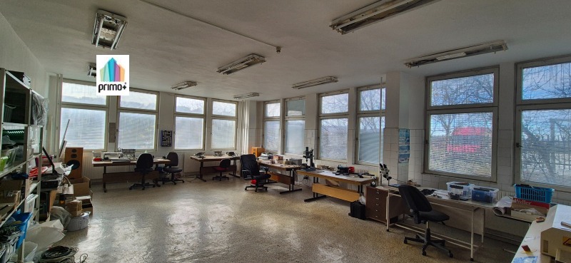 Продава ПРОМ. ПОМЕЩЕНИЕ, гр. Велико Търново, Промишлена зона - Запад, снимка 7 - Производствени сгради - 52621630