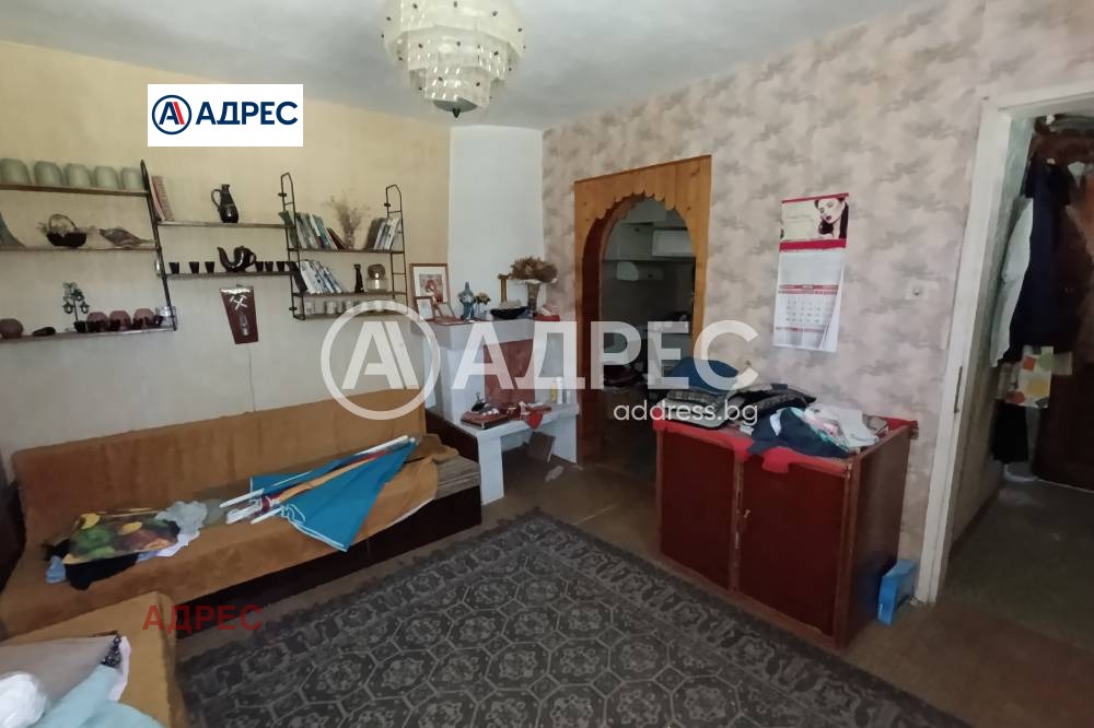 Продава КЪЩА, гр. Варна, м-т Боровец - север, снимка 2 - Къщи - 53766533