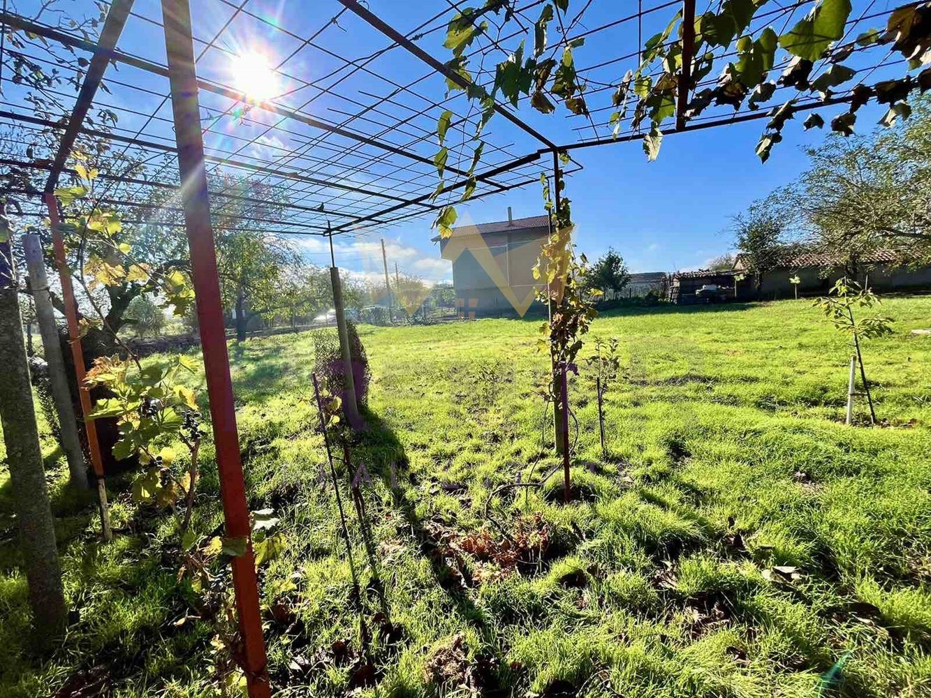 Продава КЪЩА, с. Безводица, област Добрич, снимка 17 - Къщи - 54363238