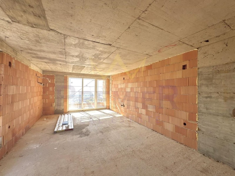 Продава 3-СТАЕН в град Варна, Владислав Варненчик 1 - 110 кв.м / 140 000 € » 273 816.20 лв., ИМОТИ ПРЕМИЕР