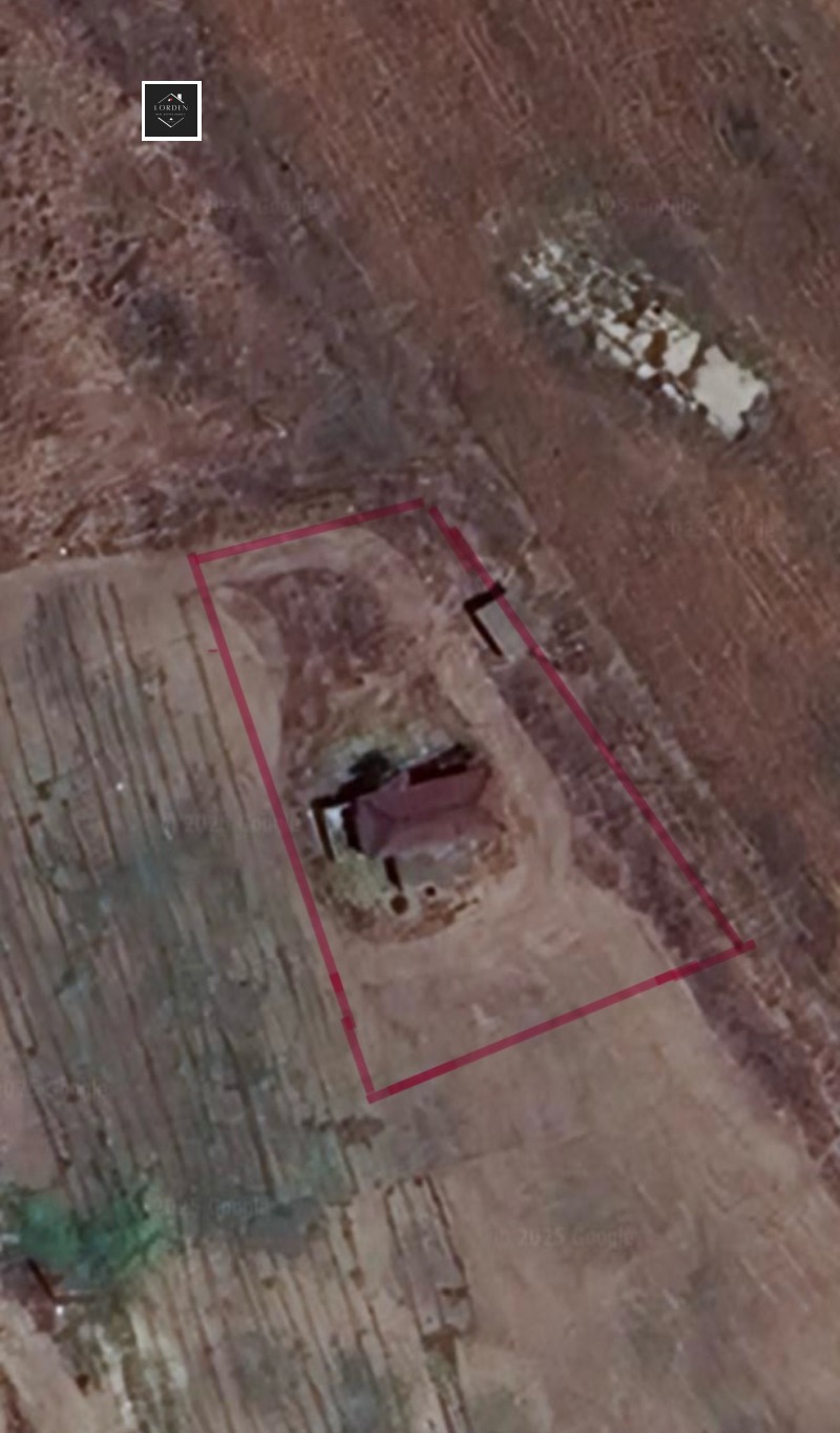 Продава ПАРЦЕЛ в област Пазарджик, с. Мало Конаре - 1079 кв.м / 19 900 € » 38 921.02 лв., ЛОРДЕН