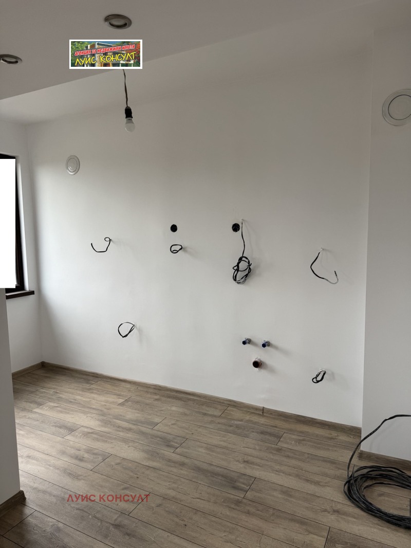 Продава  3-стаен град Монтана , Изгрев , 105 кв.м | 70804404 - изображение [3]