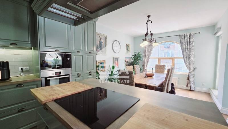Продава  4-стаен град София , Лозенец , 215 кв.м | 32018290 - изображение [8]