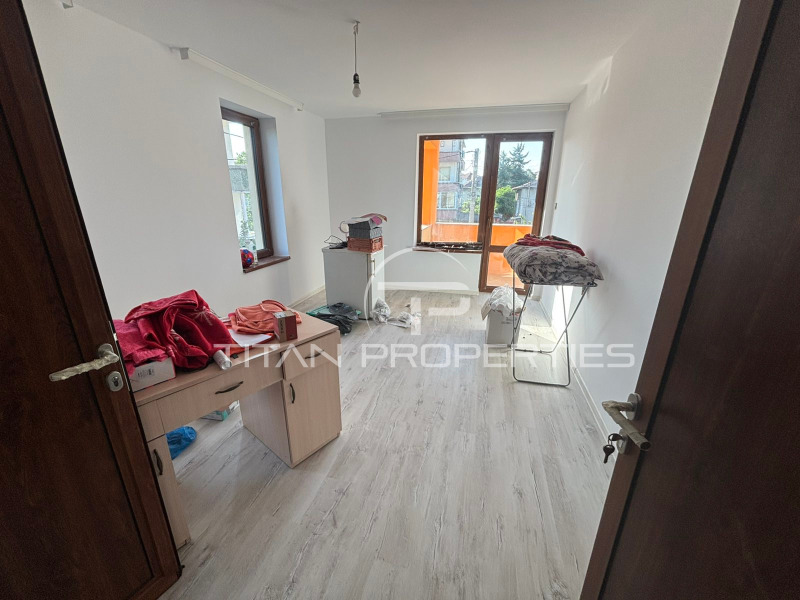 Eladó  Ház Plovdiv , Proslav , 370 négyzetméter | 15970437 - kép [6]
