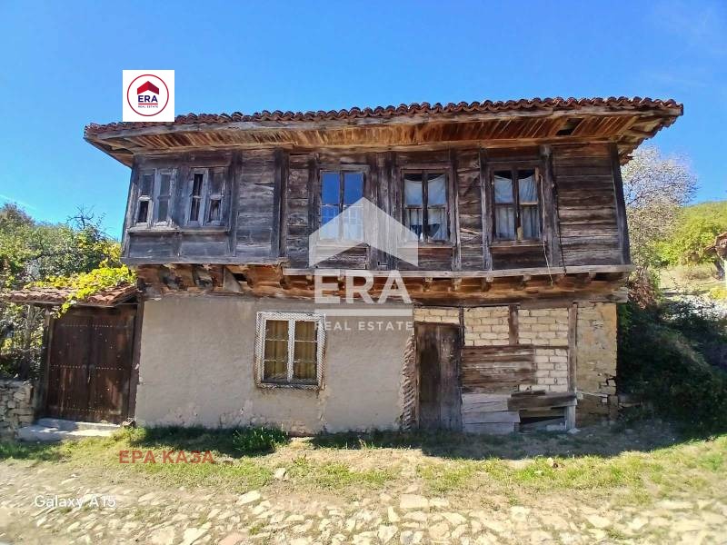 Продава  Къща област Сливен , с. Жеравна , 180 кв.м | 24198028
