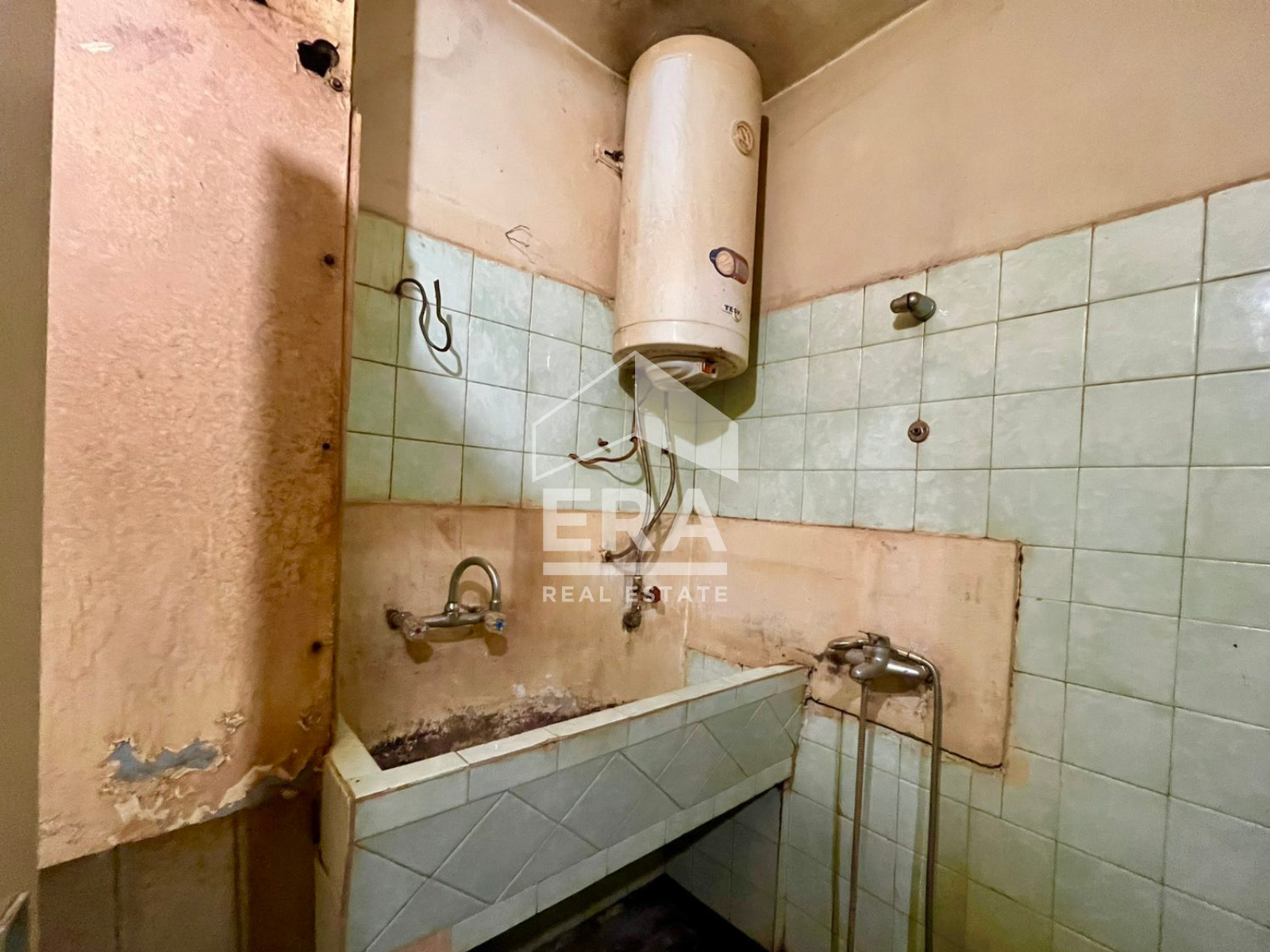 Продава 1-СТАЕН, гр. Русе, Родина 2, снимка 11 - Апартаменти - 54751138