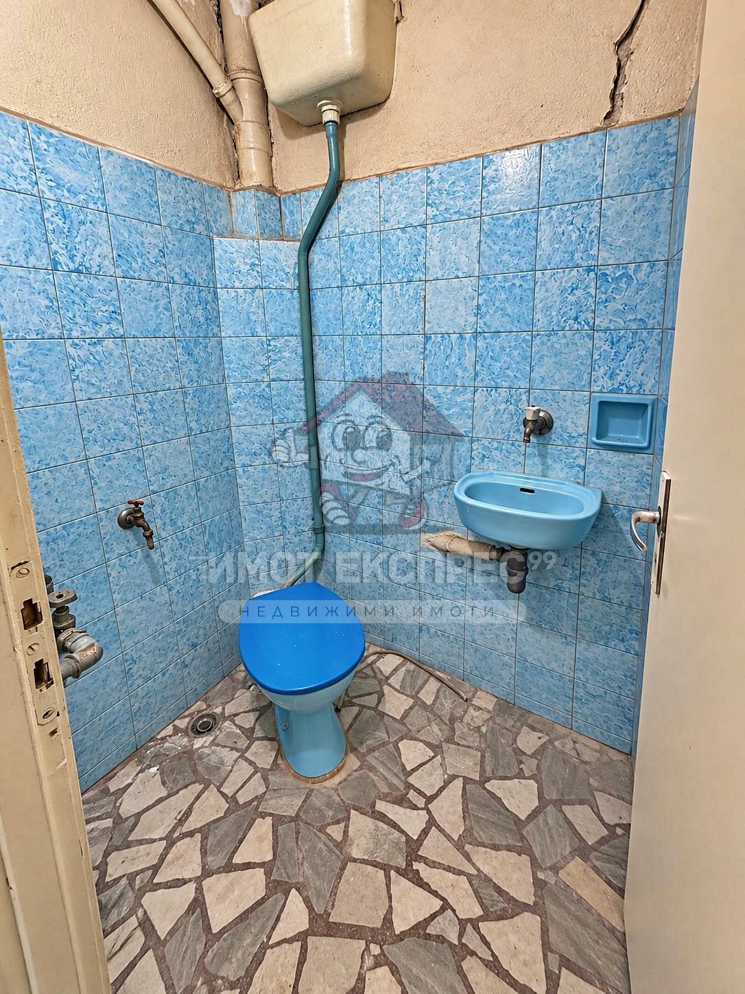 Продава ЕТАЖ ОТ КЪЩА, гр. Асеновград, област Пловдив, снимка 9 - Етаж от къща - 56268947