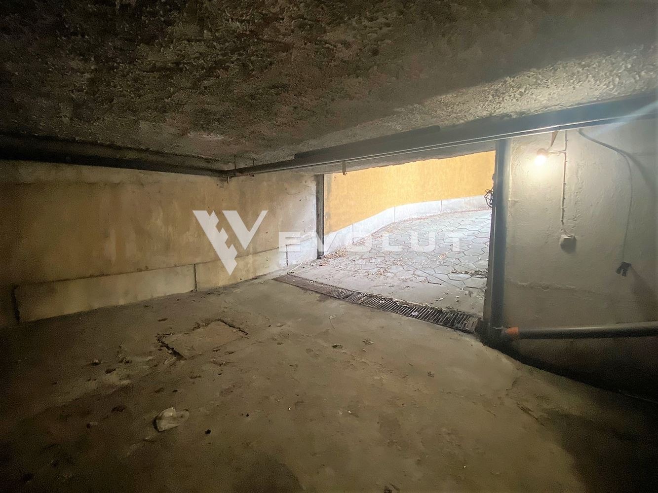 Продава ГАРАЖ | Imot.bg — изображение 4