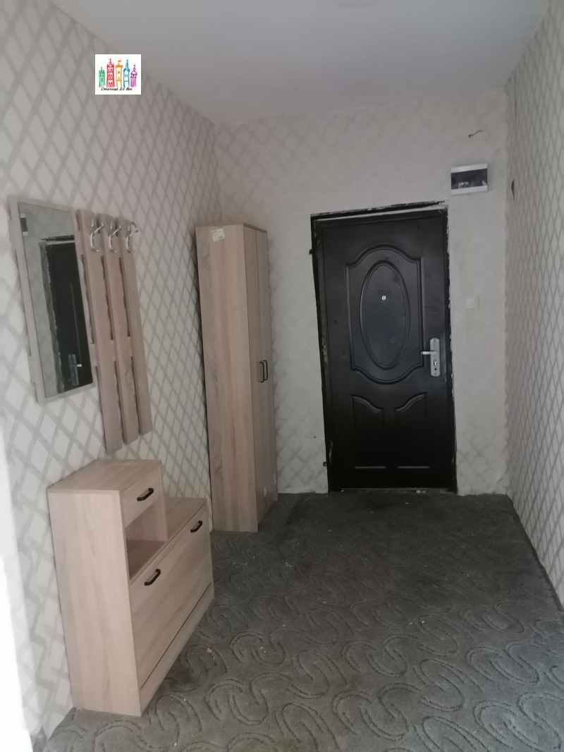 Продава  2-стаен град Перник , Мошино , 70 кв.м | 31112807 - изображение [2]