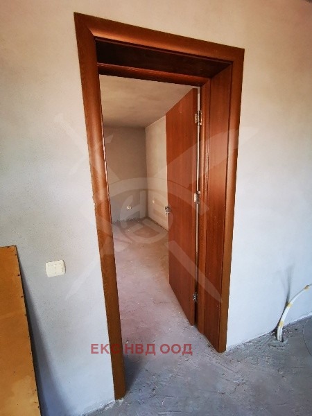 Продается  2 спальни область Пловдив , Карлово , 131 кв.м | 94909657 - изображение [6]