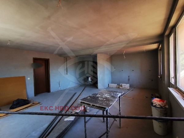 Продается  2 спальни область Пловдив , Карлово , 131 кв.м | 94909657 - изображение [9]
