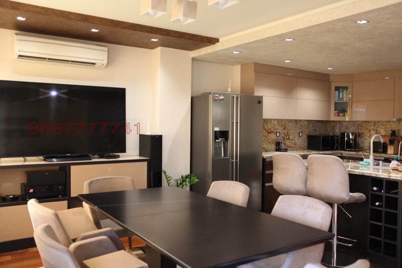 Продава 4-СТАЕН, гр. Пловдив, Кючук Париж, снимка 5 - Апартаменти - 52782101