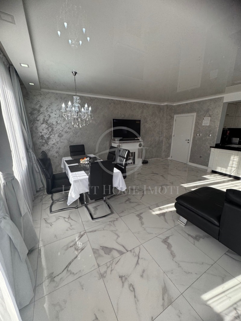 Продава МНОГОСТАЕН, гр. Пловдив, Остромила, снимка 2 - Апартаменти - 52524764